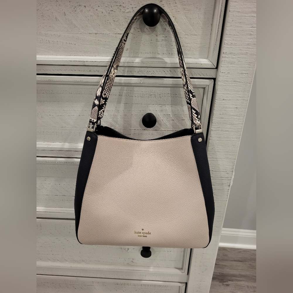 Kate Spade Black and Cream Shoulder Bag